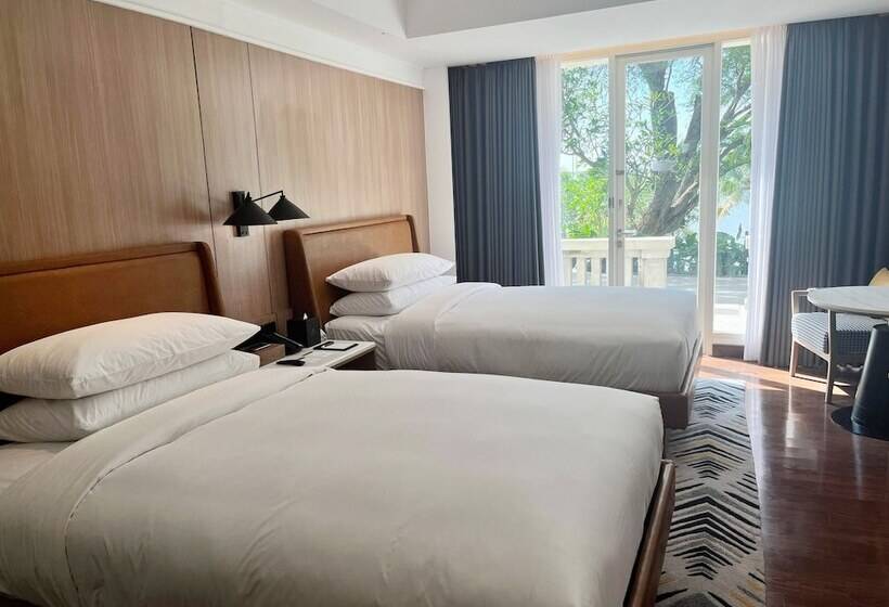 هتل Sheraton Jakarta Soekarno Hatta Airport