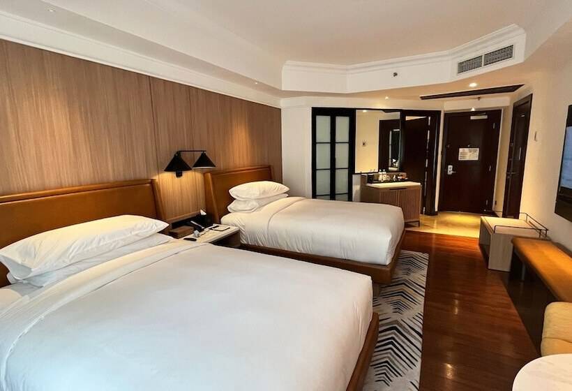 هتل Sheraton Jakarta Soekarno Hatta Airport