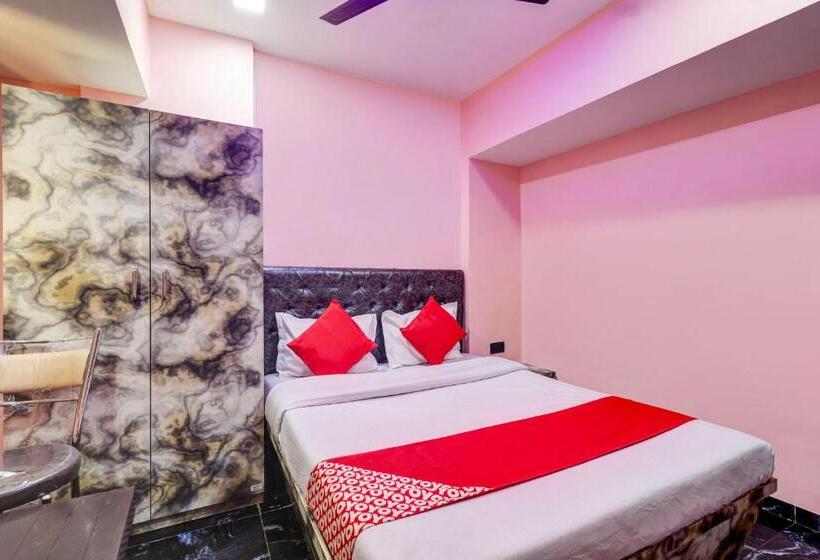 호텔 Kirtiraj Lodging And Boarding