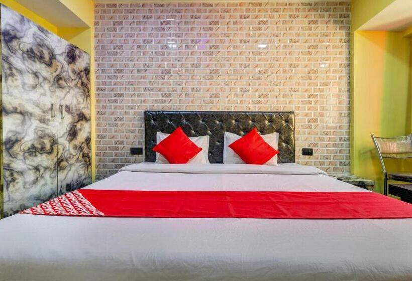 호텔 Kirtiraj Lodging And Boarding