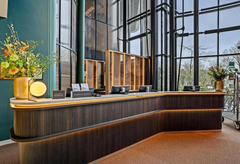 Corendon Amsterdam Schiphol Airport, a Tribute Portfolio Hotel