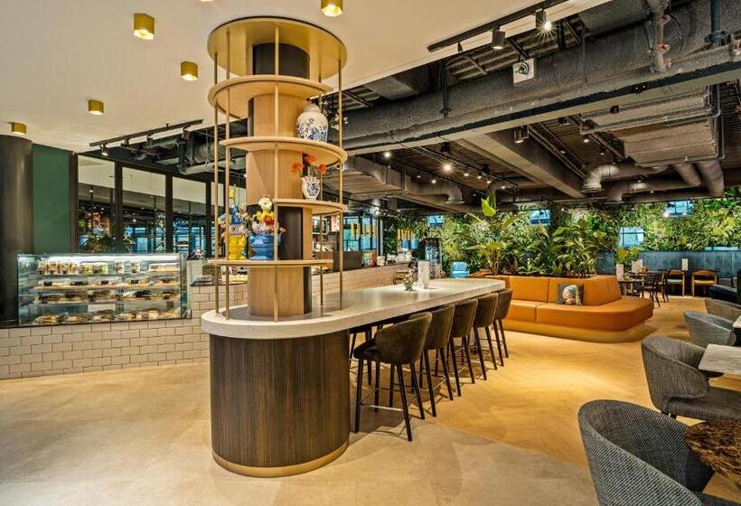 Corendon Amsterdam Schiphol Airport, a Tribute Portfolio Hotel