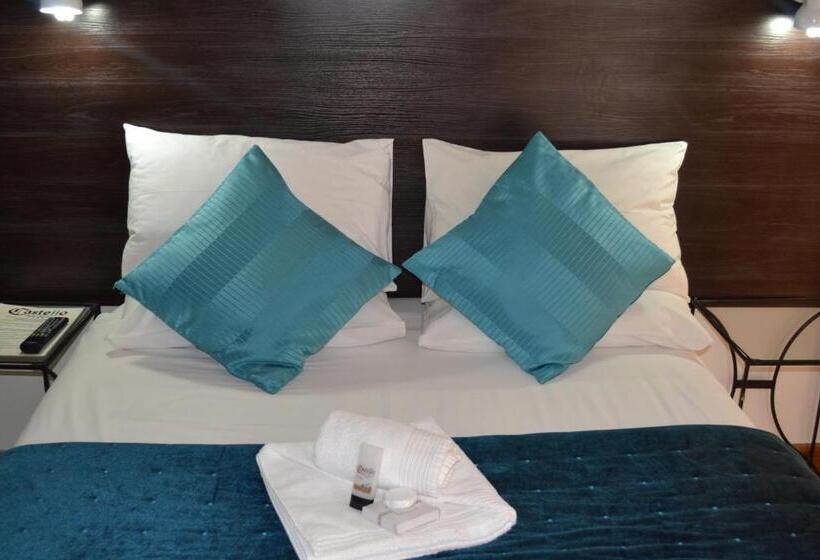 مبيت وإفطار Castello Guesthouse Vryburg
