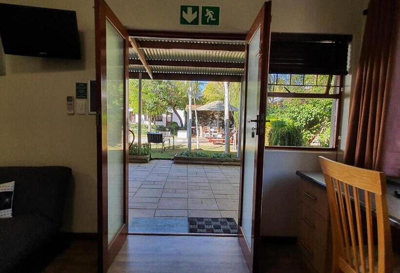 Bed and Breakfast Cummings Guesthouse