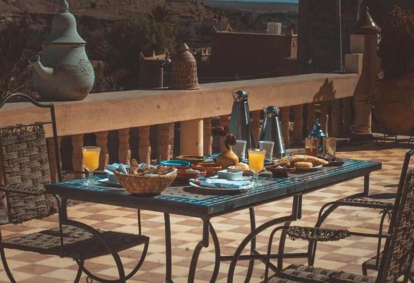 تختخواب و صبحانه L Oasis Du Bonheur