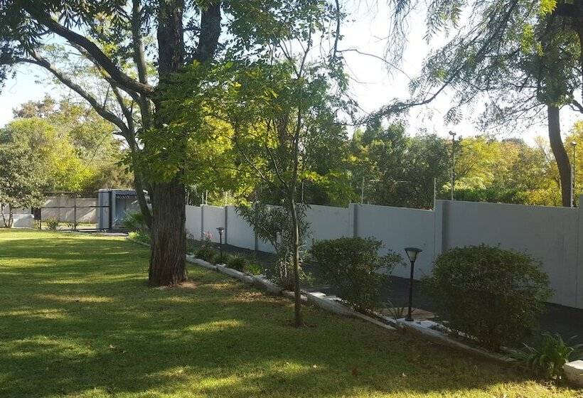 צימר Nyati Lodges