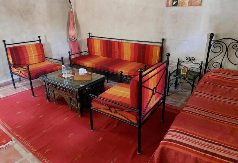 تختخواب و صبحانه Riad Ain Khadra