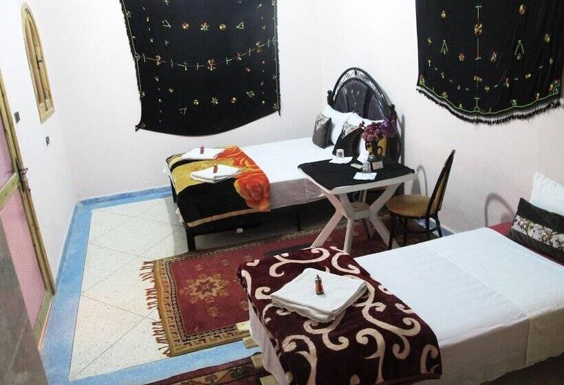 تختخواب و صبحانه Riad De Reve