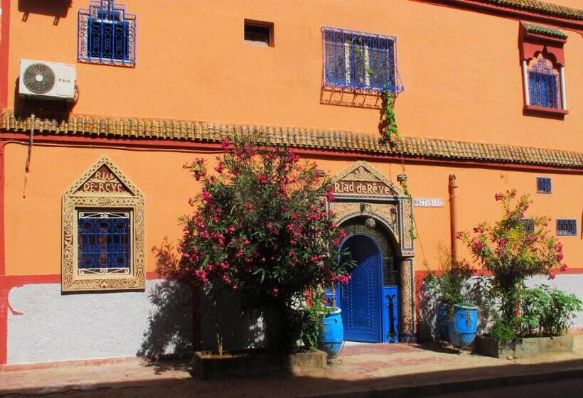 تختخواب و صبحانه Riad De Reve