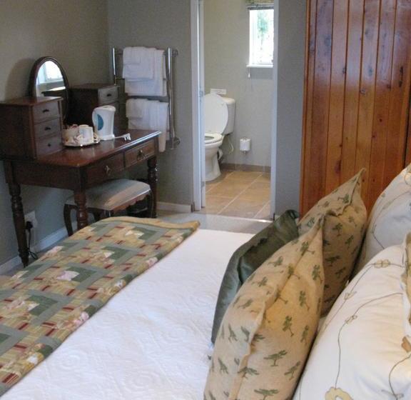 Bed and Breakfast Sneezewood Farm Bed&breakfast And Self Catering Cottage