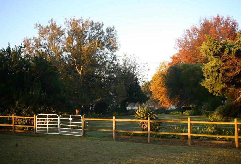 Bed and Breakfast Sneezewood Farm Bed&breakfast And Self Catering Cottage