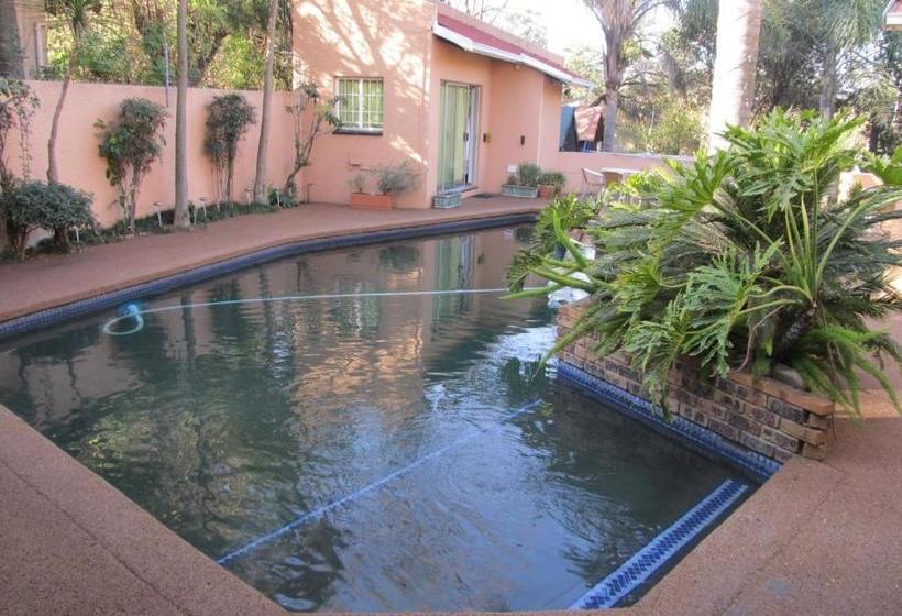 مبيت وإفطار Wharawhara Guesthouse