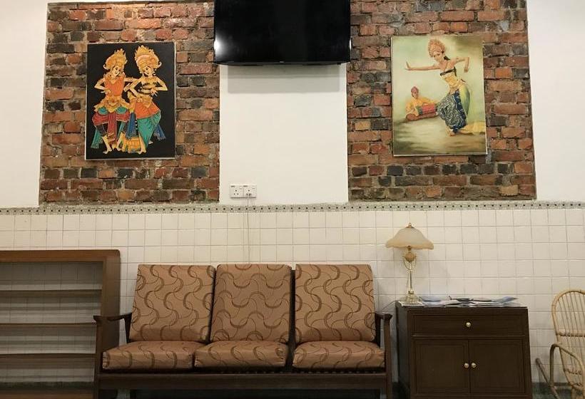 בית מלון כפרי Rangoon Residence