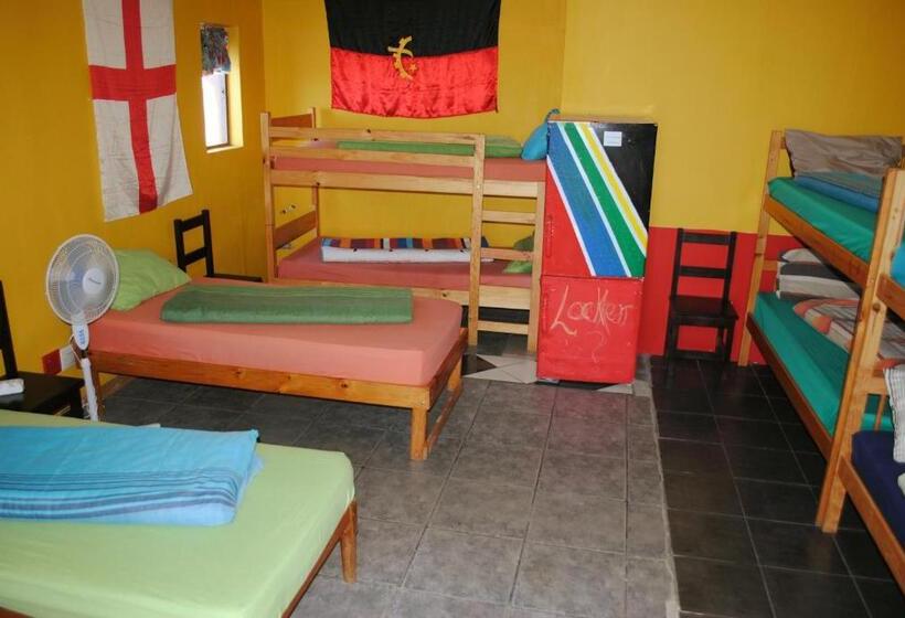 Mile Crunchers Backpackers & Hostelling