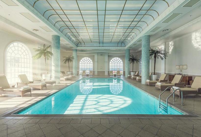 استراحتگاه The Boardwalk Hotel, Convention Centre & Spa