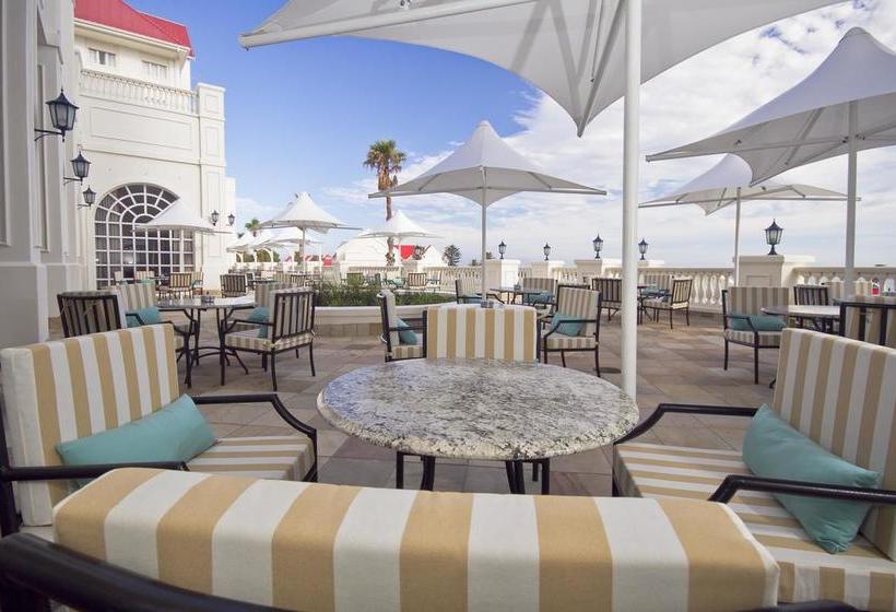 استراحتگاه The Boardwalk Hotel, Convention Centre & Spa