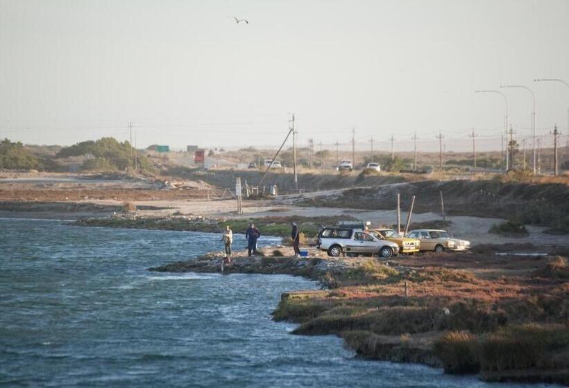 Riviera Hotel & Chalets