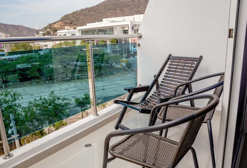 هتل Medellín Rodadero