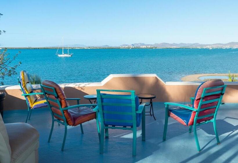تختخواب و صبحانه Casa Kootenay Waterfront Bnb