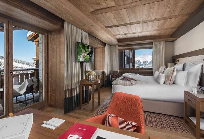 هتل Hôtel Barrière Les Neiges Courchevel