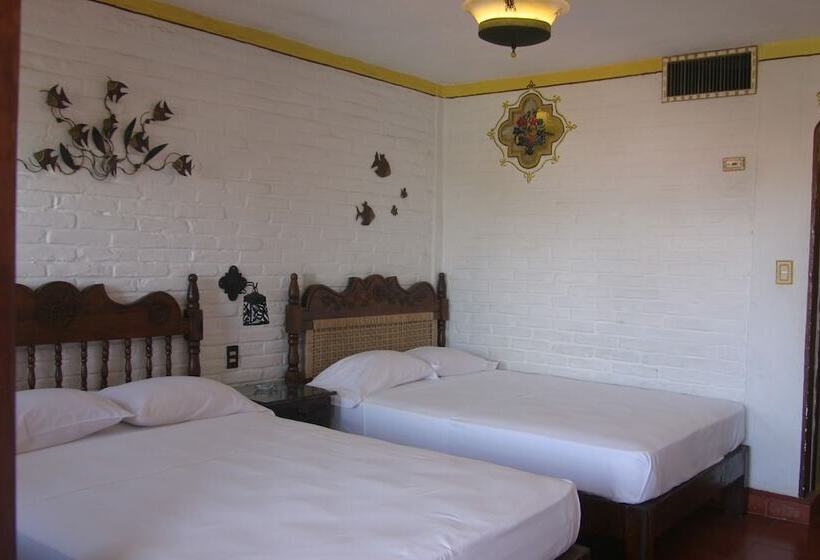 هتل Paraiso Escondido