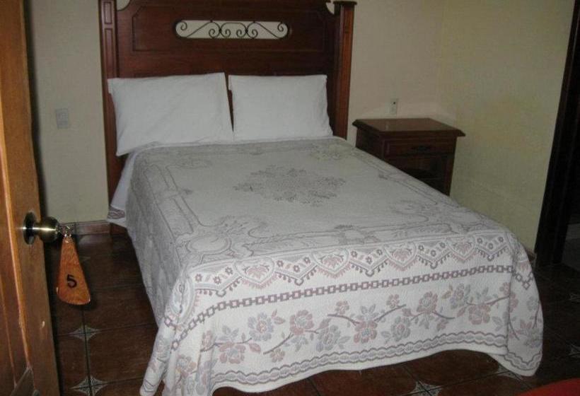 فندق Posada Santa Fe