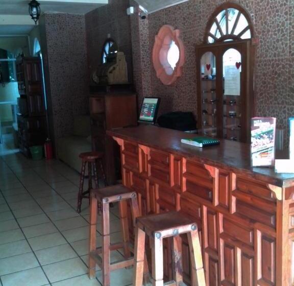 هتل Quinta San Juan