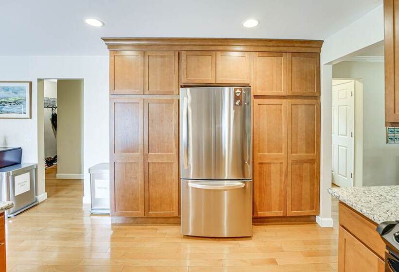 Bloomfield Retreat W/ Pool: 6 Mi To Riverside Park