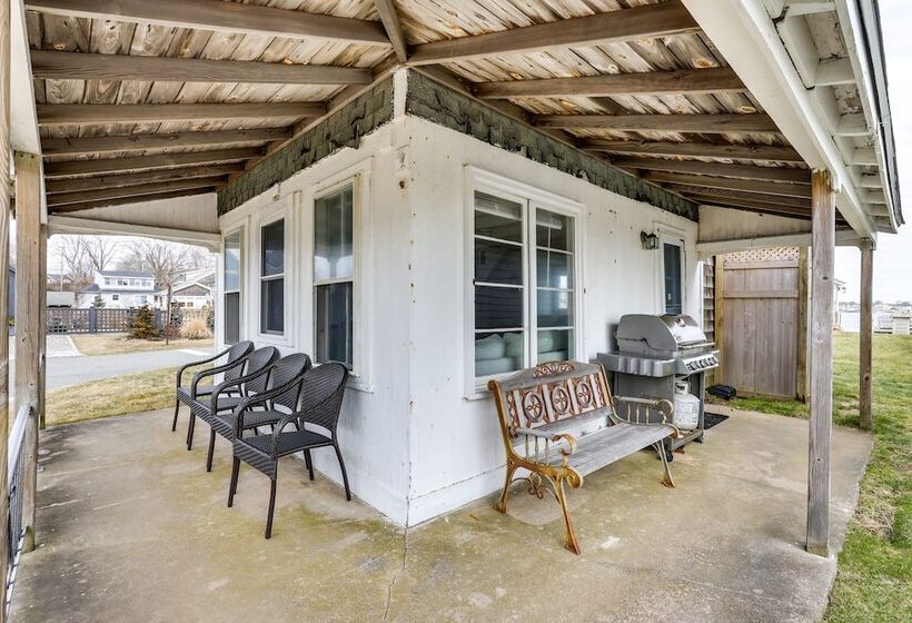 Charming Westbrook Cottage, Steps To Private Beach