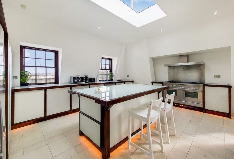 The Chesham Residences