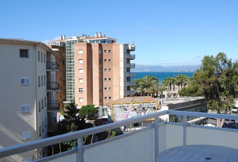 هاستل Hostal Tahiti Rs