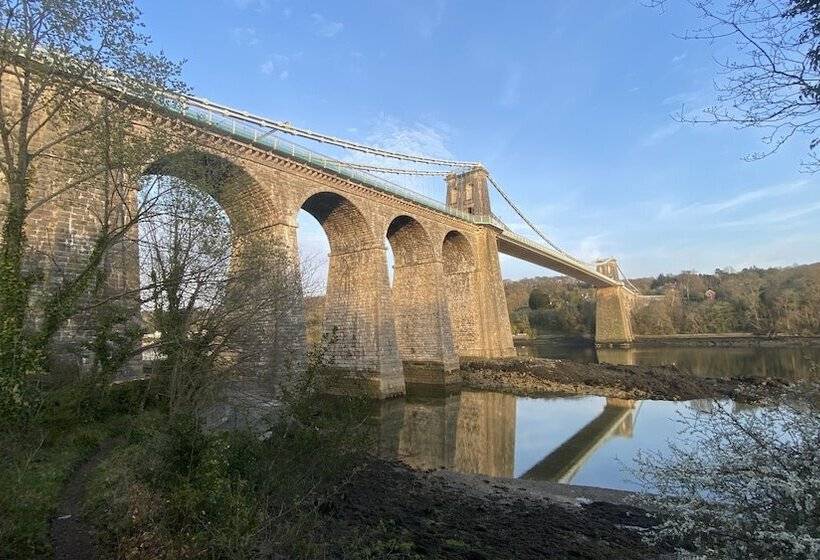 Beautiful, Private Farm Cottage In Anglesey
