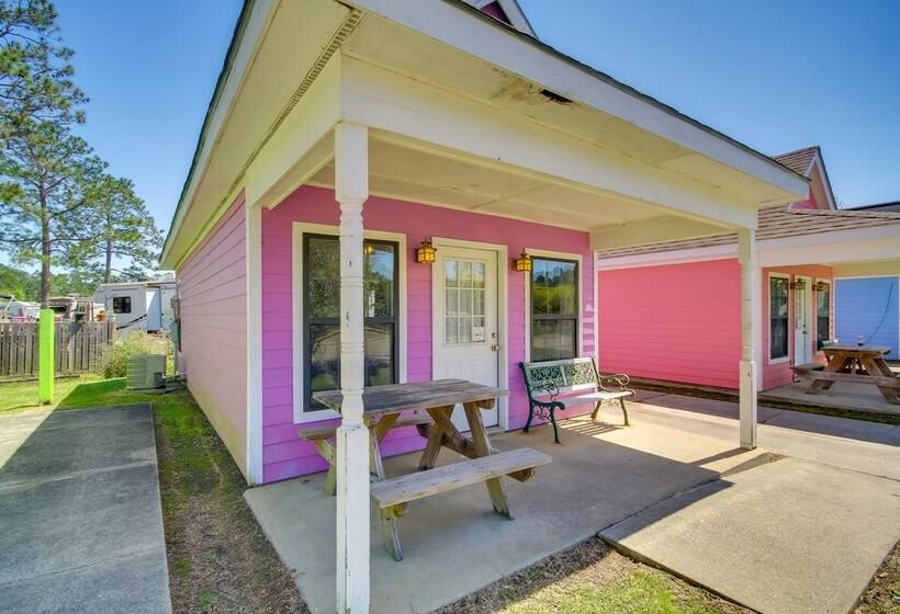 Biloxi Resort Cottage W/ Pool & Lake Access!
