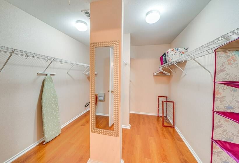 Family Friendly San Antonio Escape W/ Game Room