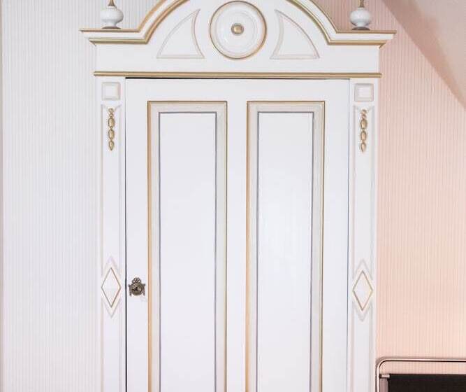 هتل Ballebro Færgekro