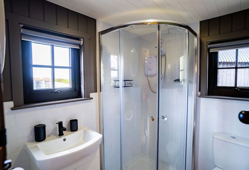 فندق Charming Lodge In Limavady