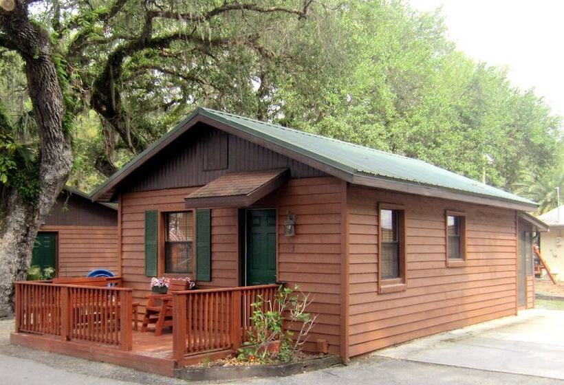 ホテル Riverside Lodge Resort