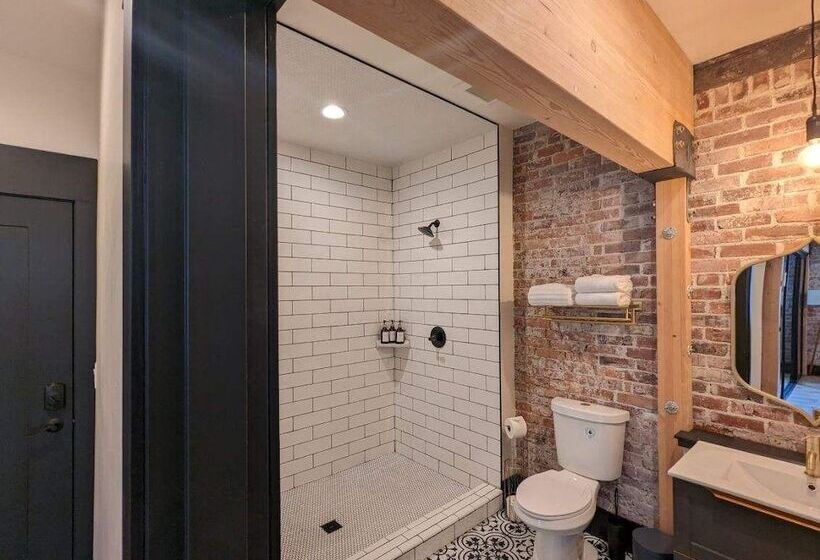 Linden Lofts