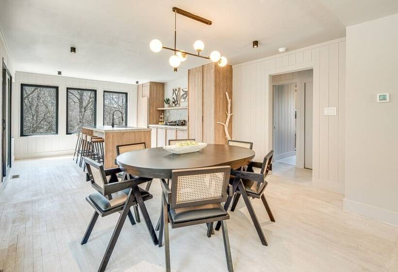 Modern Pisgah Forest Cabin On 60 Wooded Acres!