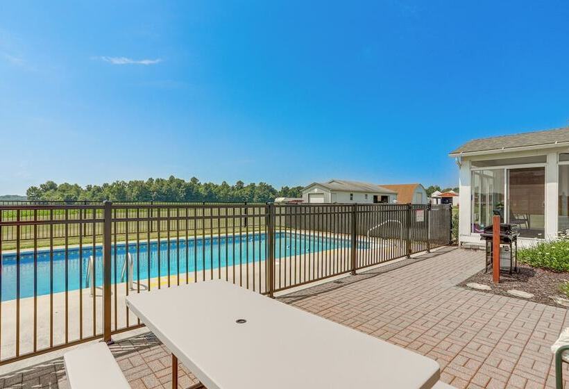 Quiet Greenwich Home W/ Pool + Screened Porch!