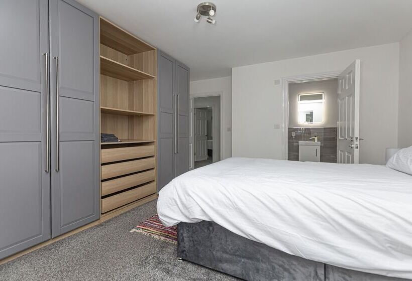住所  New Build 4 Bed Det House In Yorkshire Nr Leeds
