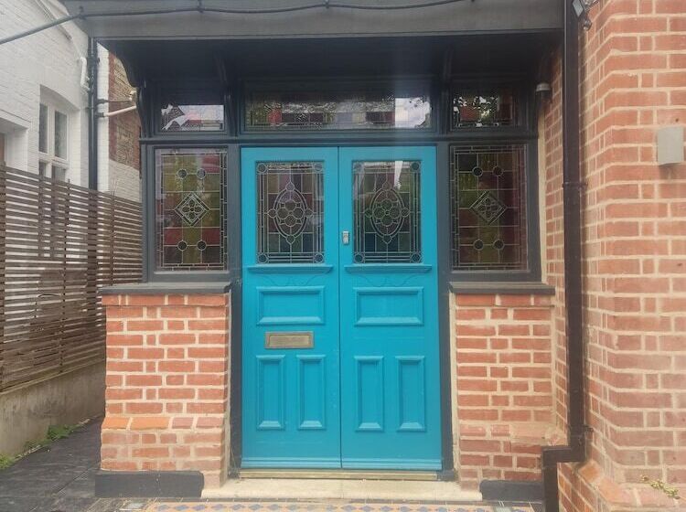 Резиденция Remarkable 7 Bed House In London