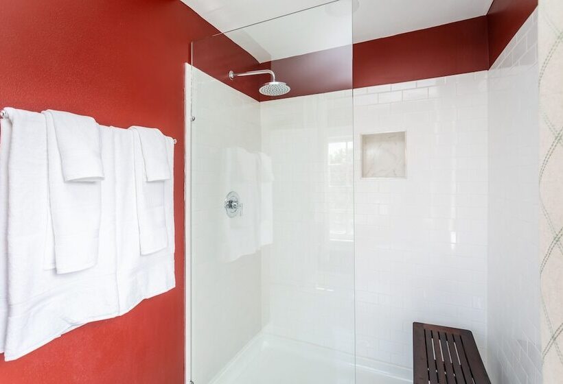 Sojourn At The Legacy Inn