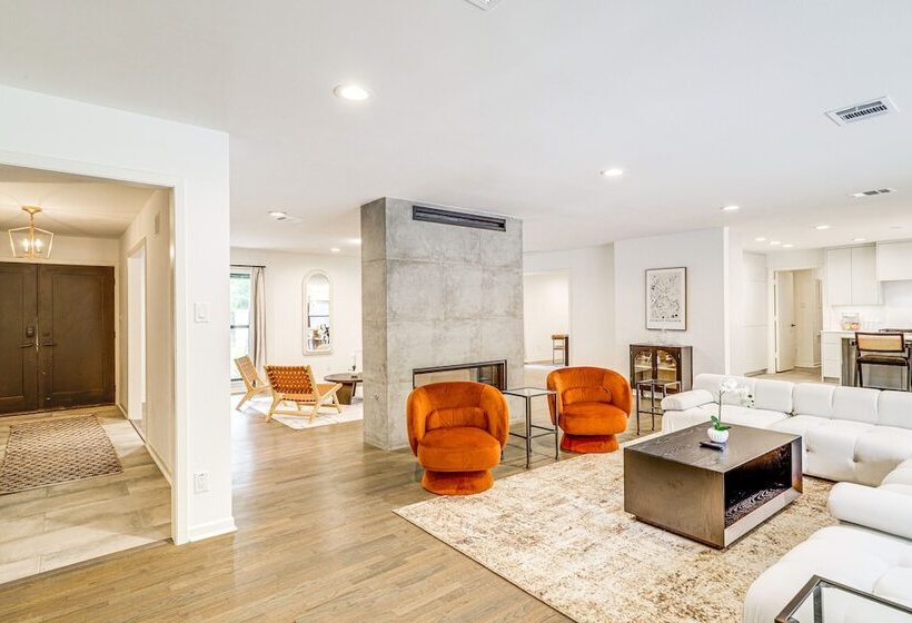 Spacious Houston Home W/ Pool   Near The Galleria!