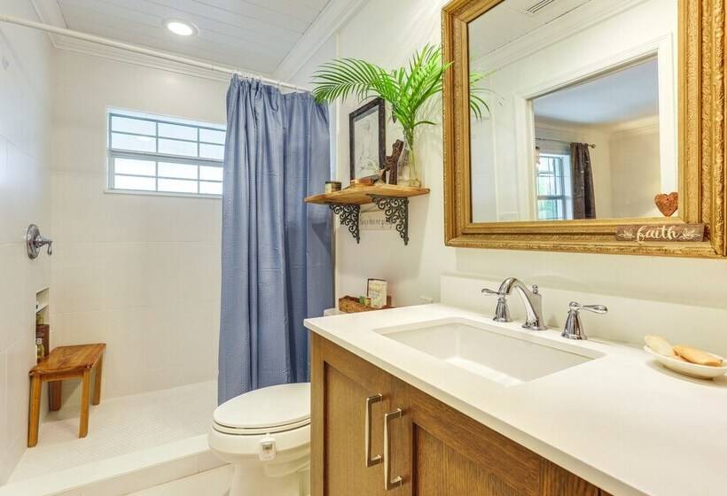 Spacious Palm City Home W/ Private Pool Near Golf