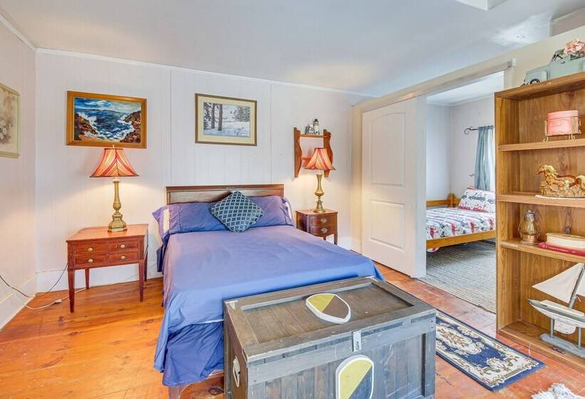 Spacious Round Pond House W/ On Site Trail Access!