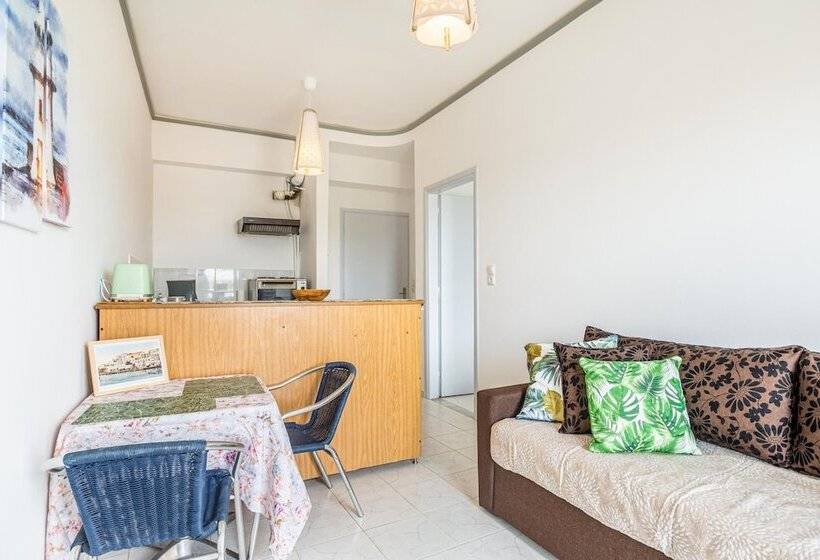 Sun Beach Apartments In Chania 10 & 13