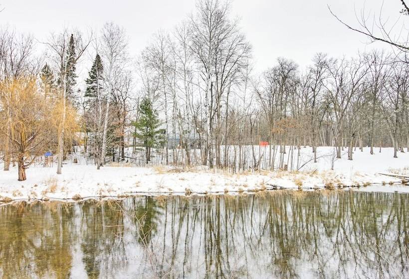 Waterfront Pine River Home W/ Shared Dock!