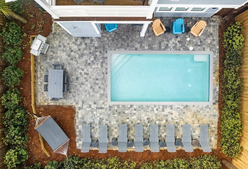 Bottlenose By Avantstay Walk To Miramar Beach