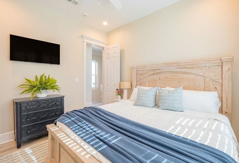 Calico By Avantstay Beachfront Retreat